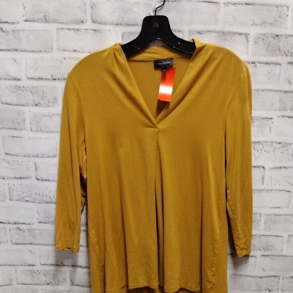 The Limited Mustard Yellow V-Neck 3/4 Sleeve Blouse - Picture 1 of 2